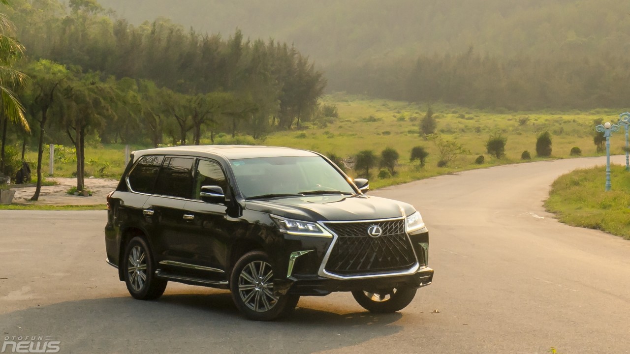 Lexus LX570 2009 độ lên đời 2019 tốn chi phí bao nhiêu?