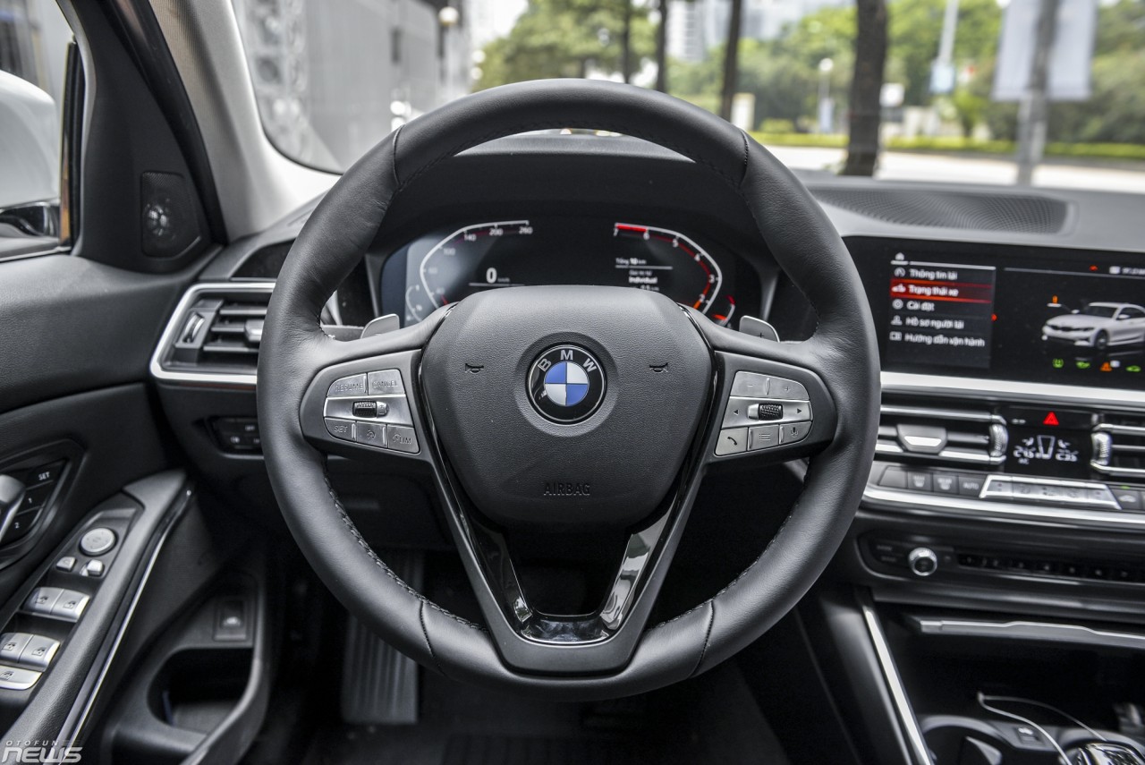 bmw 3 series ra mat phien ban moi gia ban chua duoc tiet lo