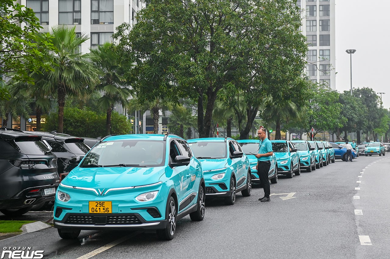 Hãng taxi thuần điện đầu tiên Xanh SM đi vào hoạt động Hãng taxi thuần điện đầu tiên Xanh SM đi vào hoạt động