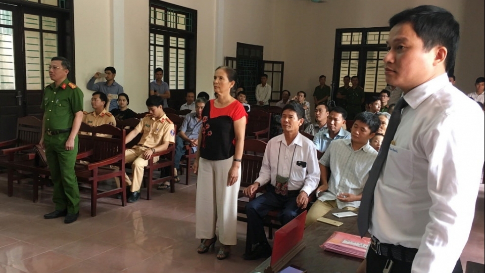 Kiện Công an phạt xe quá tải, tài xế bị xử thua