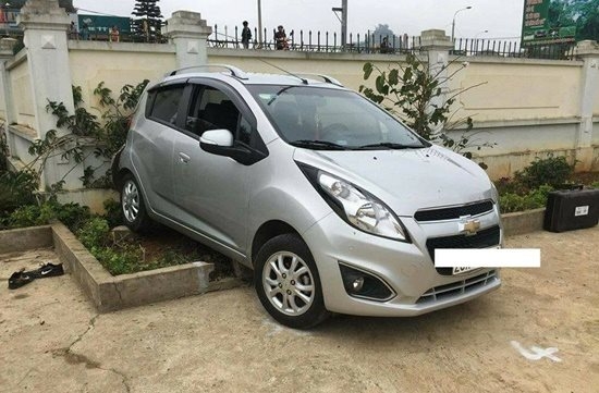 Hà Nội: Không cho phép xe cơ giới dừng, đỗ trong khuôn viên trường học ha noi khong cho phep xe co gioi dung do trong khuon vien truong hoc