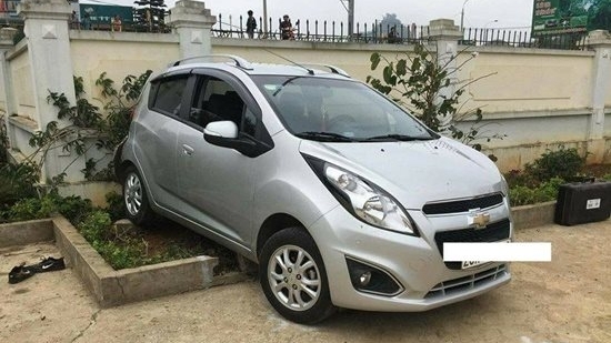 Hà Nội: Không cho phép xe cơ giới dừng, đỗ trong khuôn viên trường học