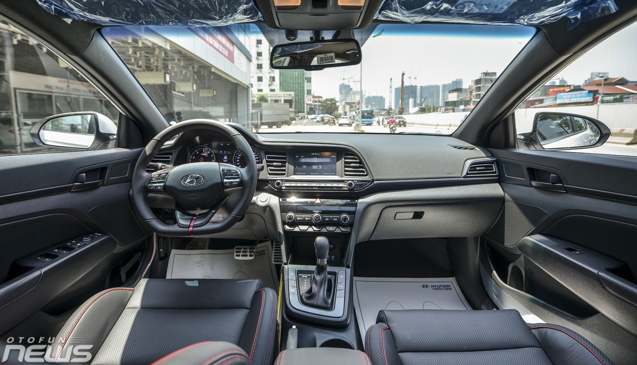 Hyundai Elantra Sport - Xe Sedan mạnh nhất và rẻ nhất phân khúc C hyundai elantra sport manh nhat va re nhat phan khuc