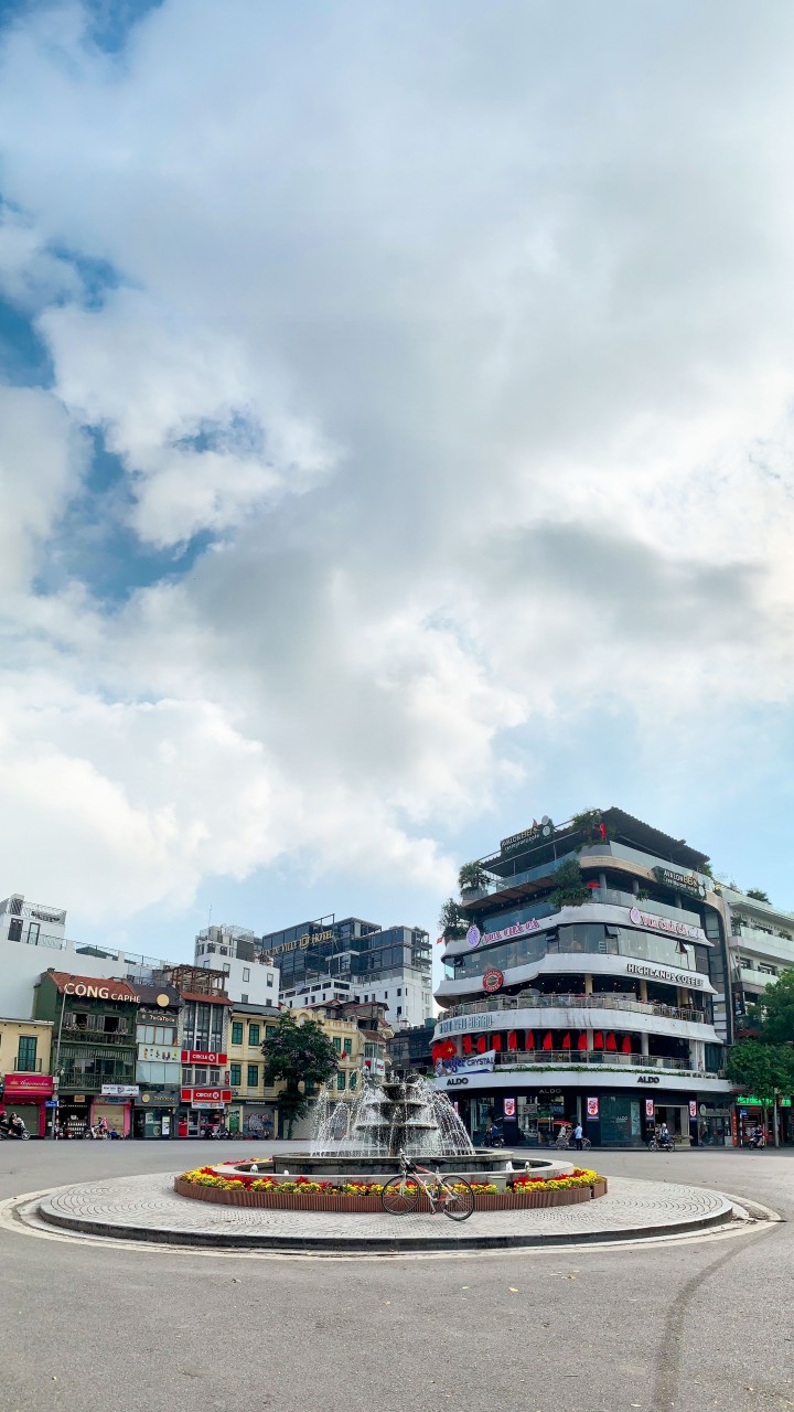 Hà Nội: Sáng đầu tuần thảnh thơi Hà Nội: Sáng đầu tuần thảnh thơi