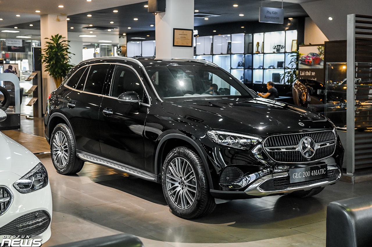 Khách hàng Mercedes-Benz được hưởng hàng loạt ưu đãi từ tháng 7 Mercedes-Benz GLC 300 2023 thế hệ X254 .