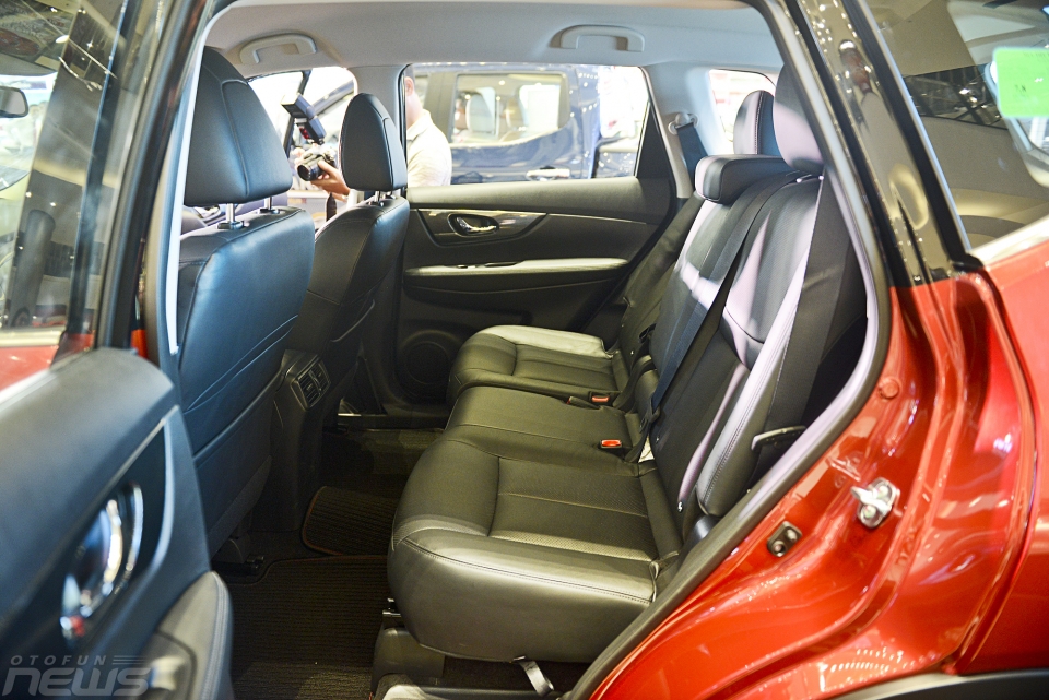 can canh bo canh moi cua nissan x trail premium l vua ra mat