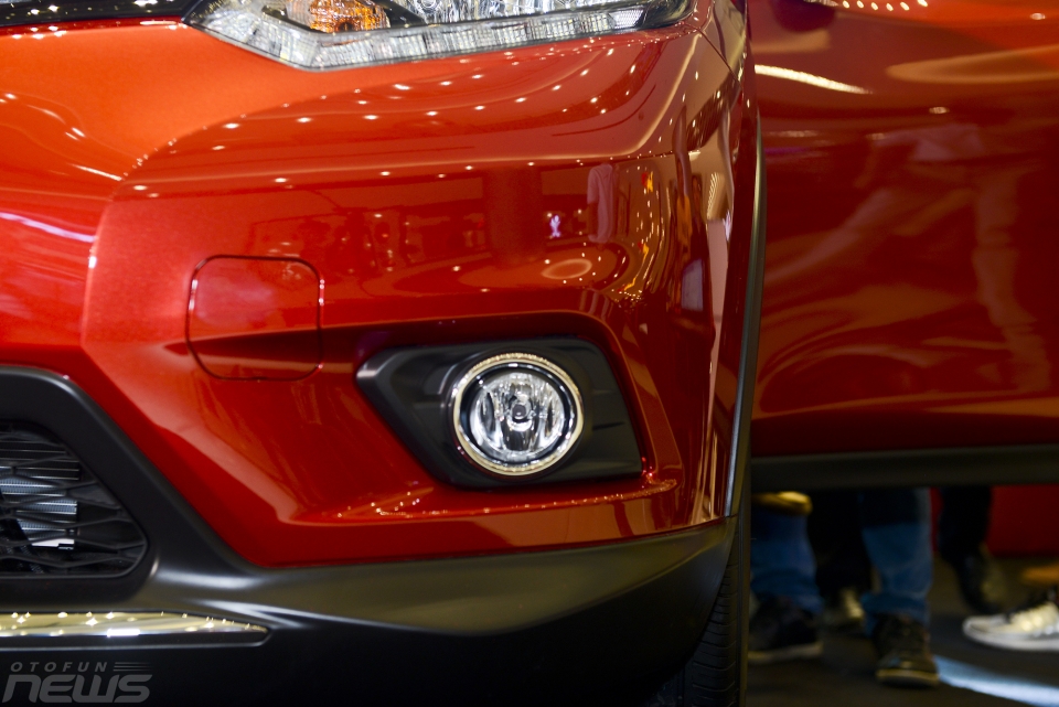 can canh bo canh moi cua nissan x trail premium l vua ra mat