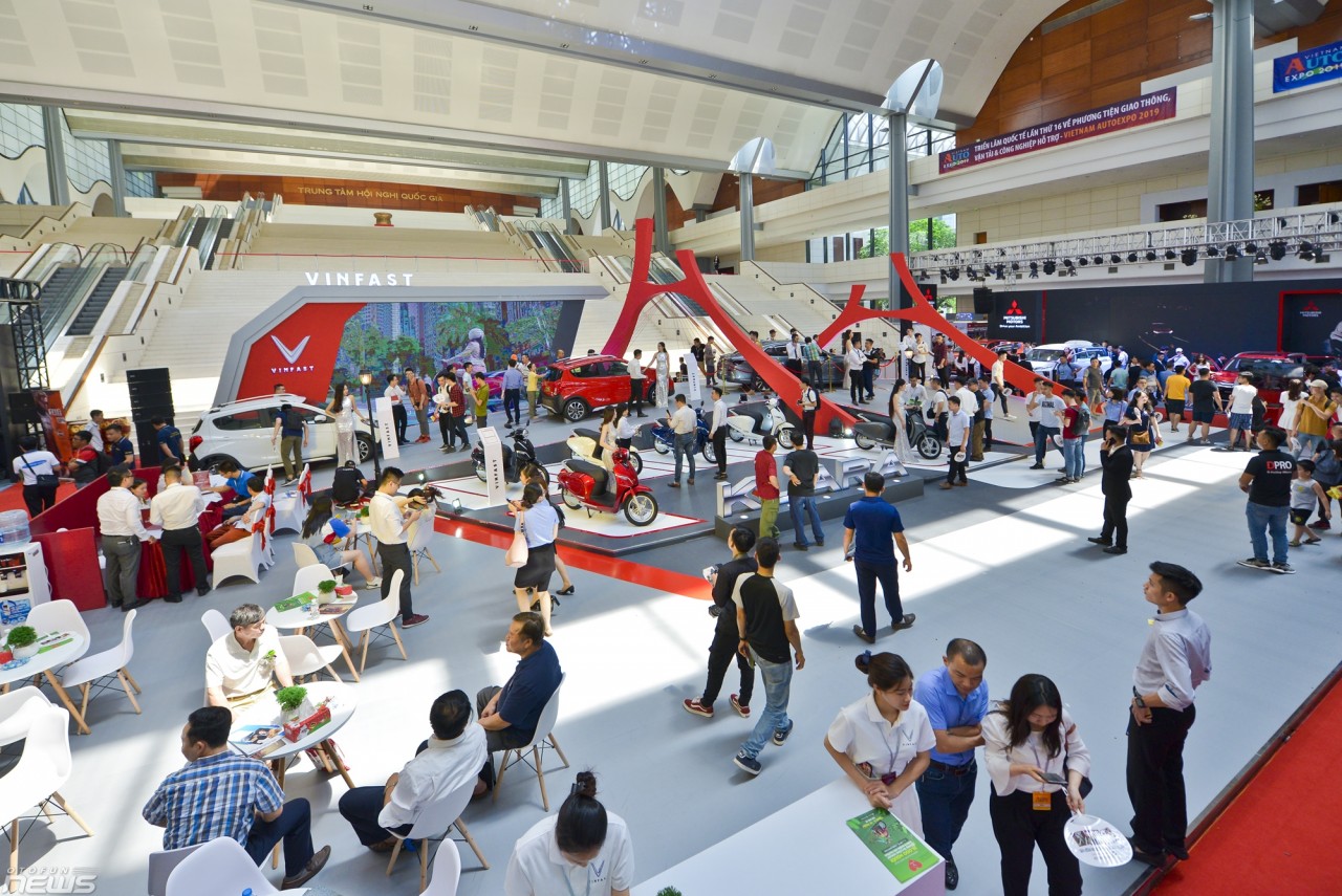 Toàn cảnh Vietnam AutoExpo 2019: Vinfast chiếm tâm điểm toan canh vietnam autoexpo 2019 vinfast chiem tam diem