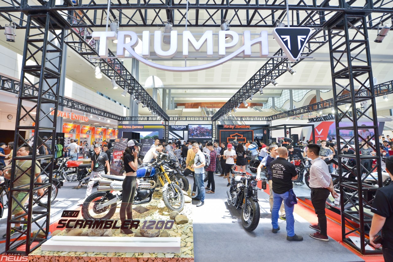 triumph harley davidson royal enfield quy tu tai vietnam autoexpo 2019