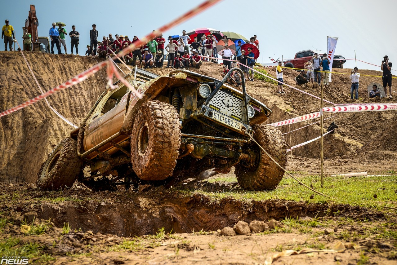 doi dua 415 nha vo dich oto offroad hang mo rong trai long sau giai dau pvoil voc 2019