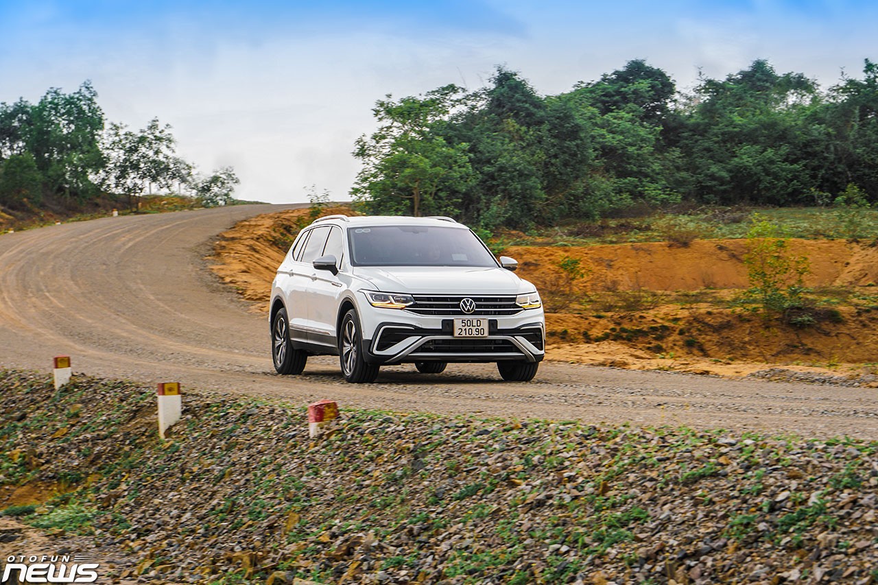 Volkswagen Tiguan Allspace 2023: Mẫu SUV phù hợp với mọi nhu cầu