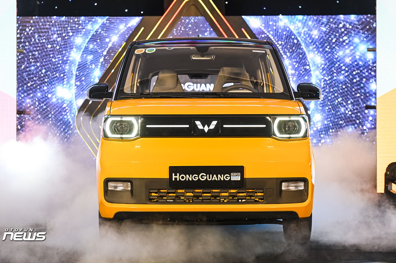 Wuling HongGuang Mini EV 2023 giá từ 239 triệu đồng, có nên mua hay không? Giá xe điện Wuling 2023 chính thức được công bố là 239-279 triệu đồng