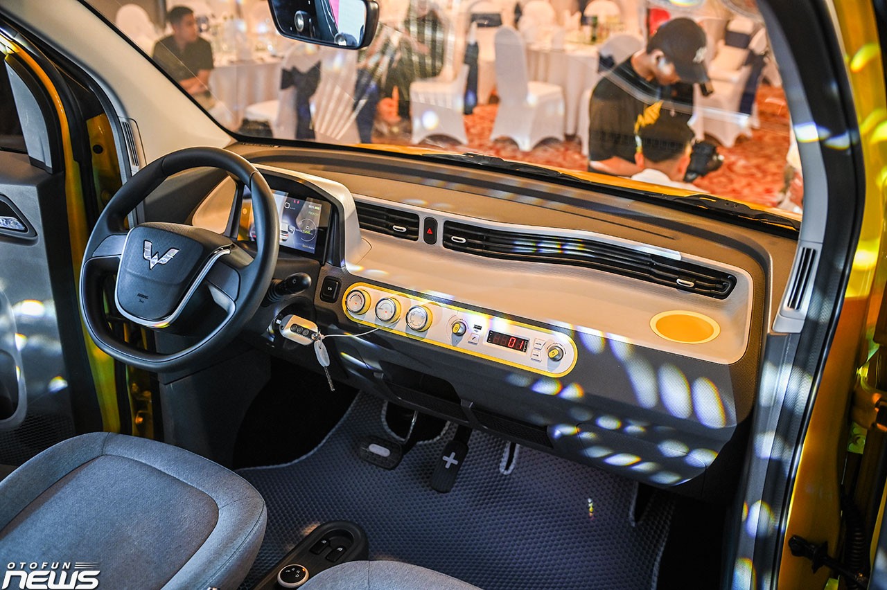 Wuling Hongguang Mini EV 2023 chính thức trình làng, giá 239-279 triệu đồng Wuling Hongguang Mini EV 2023 chính thức trình làng, giá 239 279 triệu đồng