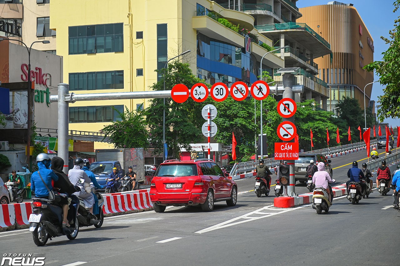 Hà Nội dự kiến thí điểm cấm xe máy xăng tại 9 phường nội đô từ 1/7/2026 Hà Nội dự kiến thí điểm cấm xe máy xăng tại 9 phường nội đô từ 1/7/2026