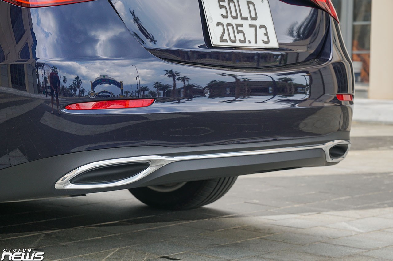 Mercedes-Benz C 200 Avantgarde: Lựa chọn cho người lần đầu sở hữu xe sang