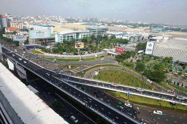 TP Hồ Chí Minh: Khánh thành cầu vượt 2 nhánh chạy vào tận cửa sân bay Tân Sơn Nhất tp ho chi minh khanh thanh cau vuot 2 nhanh chay vao tan cua san bay tan son nhat