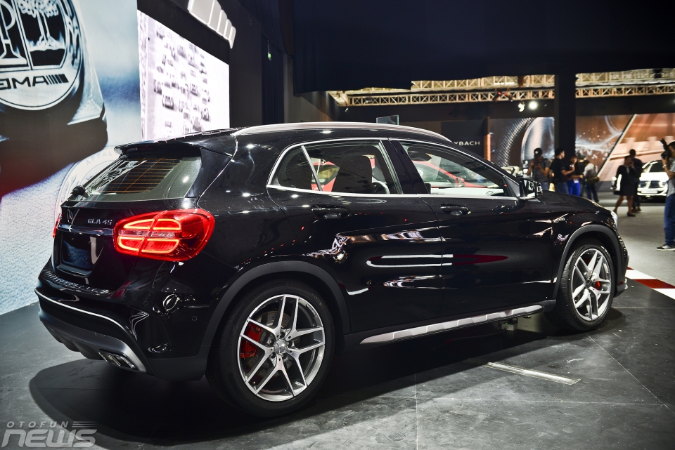 Cận cảnh Mercedes-AMG GLA 45 4Matic tại Fascination 2017 can canh mercedes amg gla 45 4matic tai fascination 2017