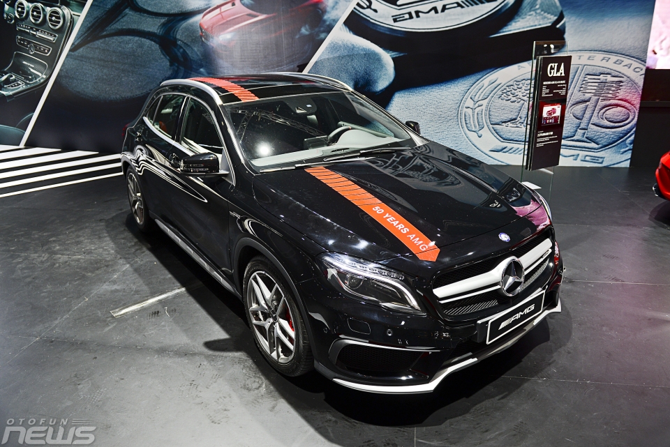 Cận cảnh Mercedes-AMG GLA 45 4Matic tại Fascination 2017 can canh mercedes amg gla 45 4matic tai fascination 2017