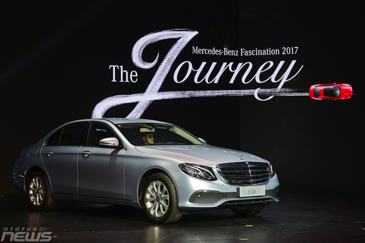 man nhan voi khong gian dang cap cua mercedes benz fascination lan thu 7