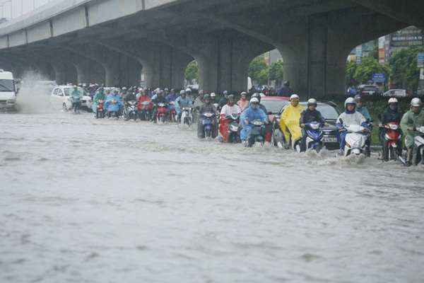 Hà Nội chưa khắc phục được những điểm úng ngập cố hữu ha noi chua khac phuc duoc nhung diem ung ngap co huu