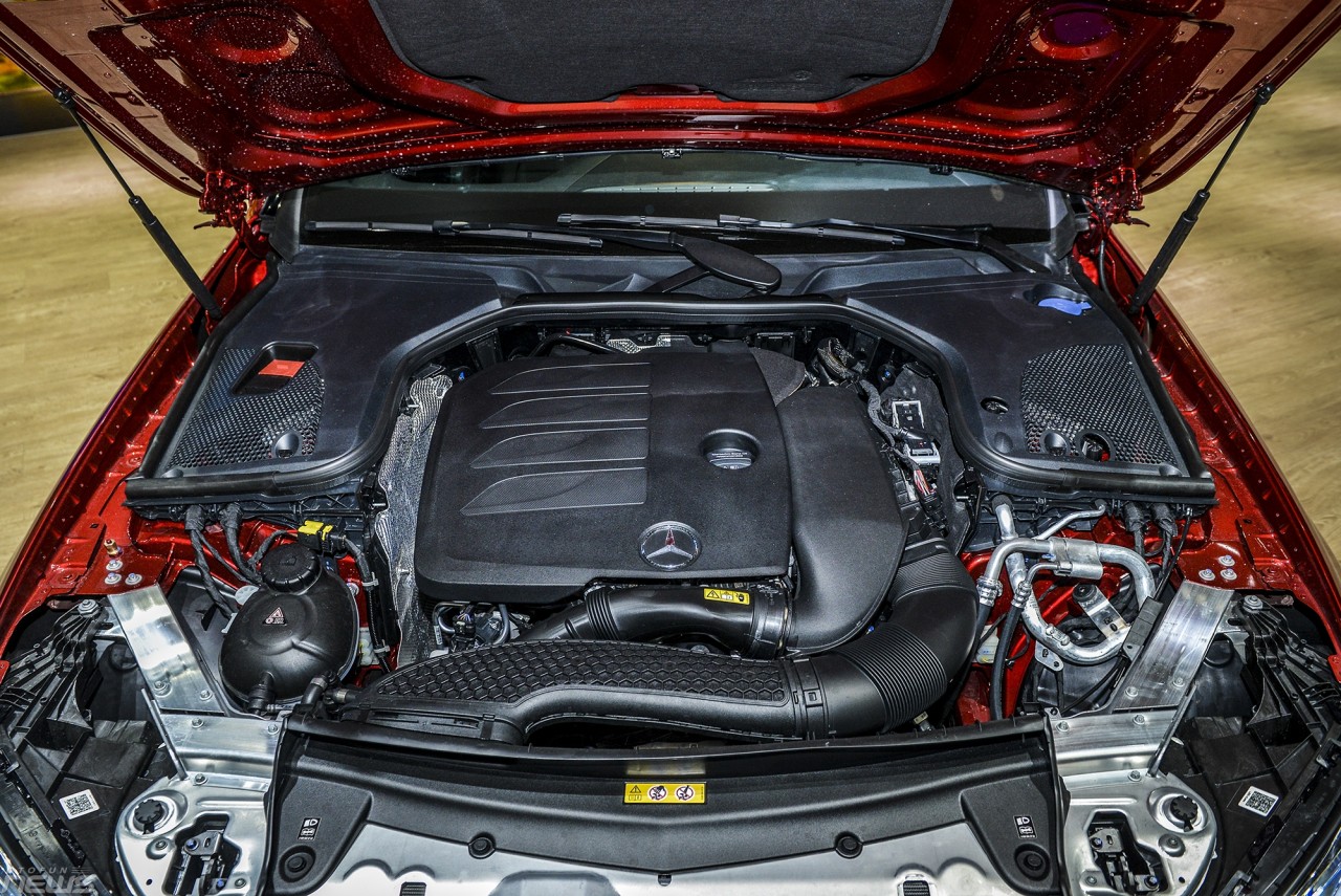 mercedes benz ra mat e200 sport gia ban 2317 ty dong