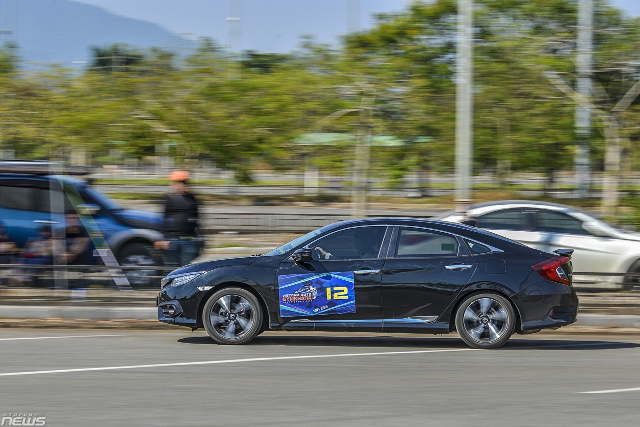 TC Motor Gymkhana Championship by Otofun: Kinh nghiệm xương máu từ một "dân tổ" chuyên nghiệp tc motor gymkhana championship by otofun kinh nghiem xuong mau tu mot dan to chuyen nghiep