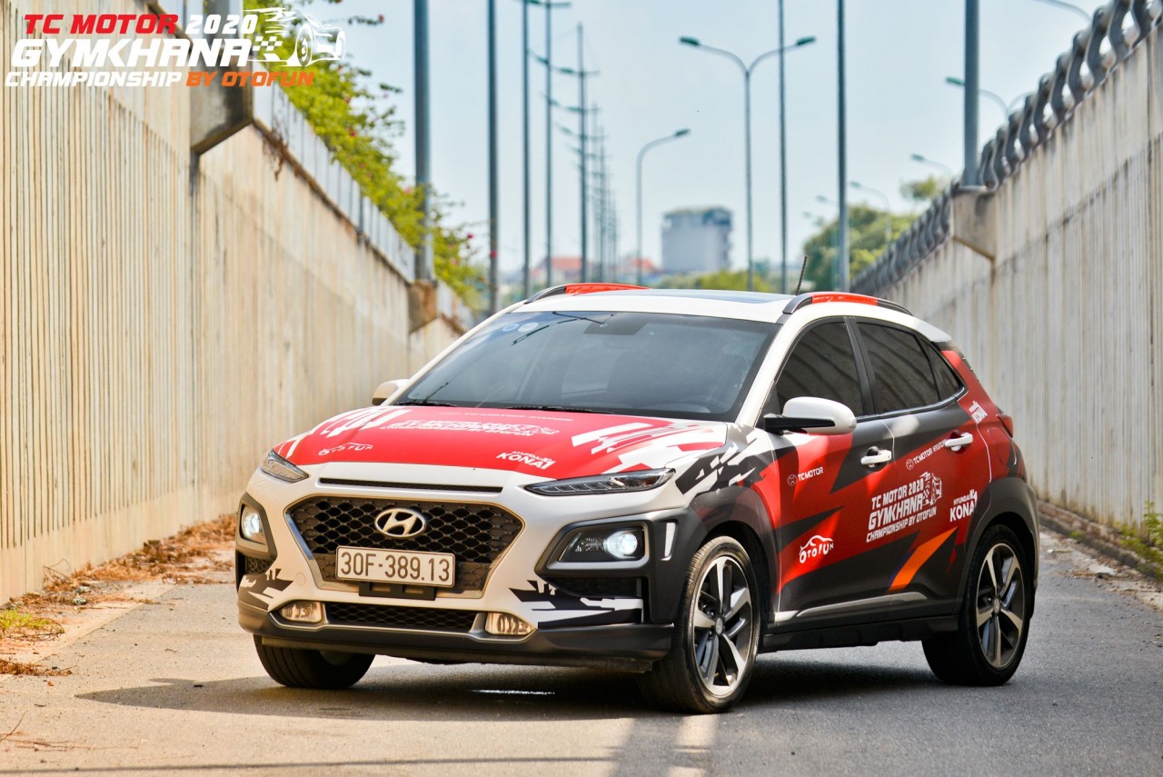 can canh hyundai kona dac biet tai tc motor goc 2020