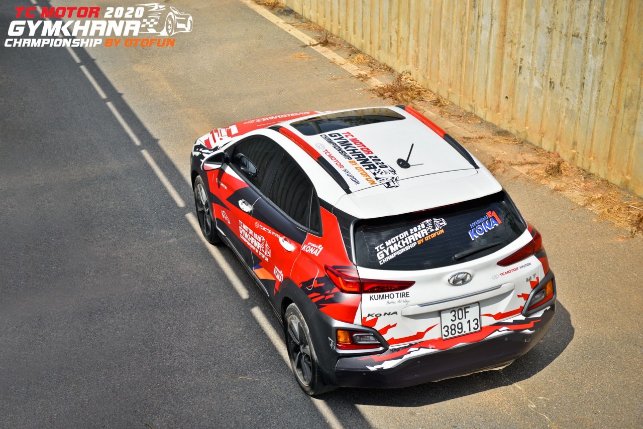 can canh hyundai kona dac biet tai tc motor goc 2020