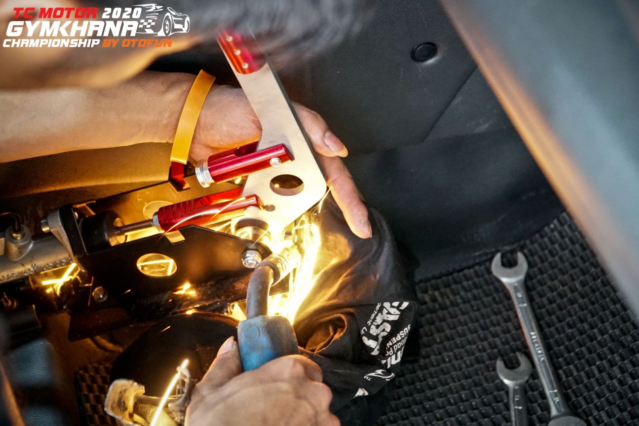 can canh hyundai kona dac biet tai tc motor goc 2020