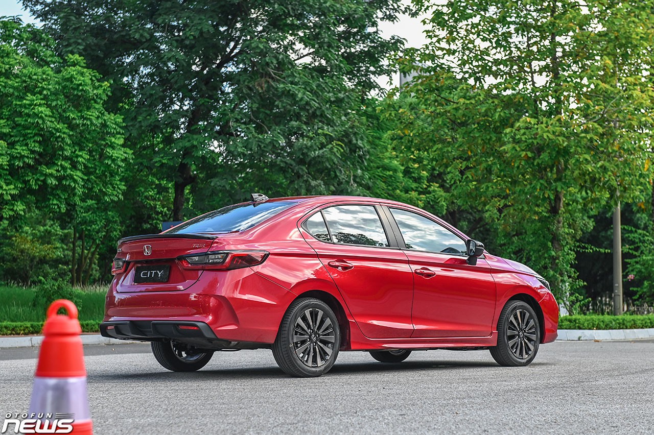 Đánh giá Honda City - Xe duy nhất phân khúc có tính năng hỗ trợ lái Đánh giá Honda City - Xe duy nhất phân khúc có tính năng hỗ trợ lái
