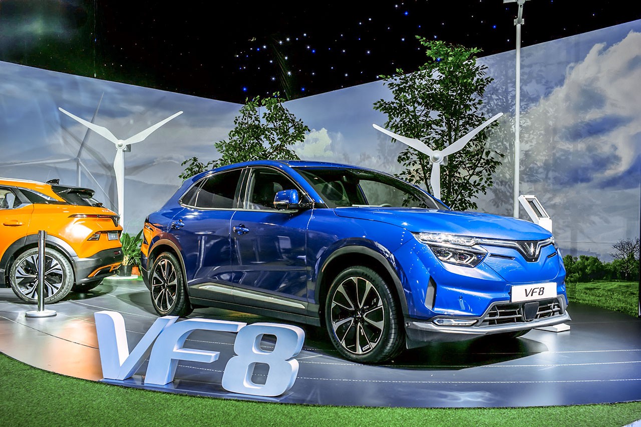 VinFast VF 8 dừng chạy dịch vụ taxi Xanh SM Luxury VinFast VF 8 dừng chạy dịch vụ taxi Xanh SM Luxury