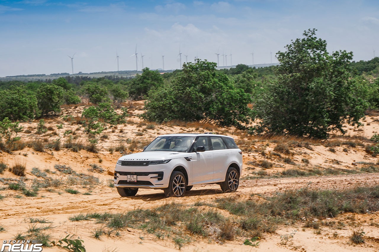 Range Rover Sport 2023: SUV thể thao dành cho người thích lái Range Rover Sport 2023: SUV thể thao dành cho người thích lái