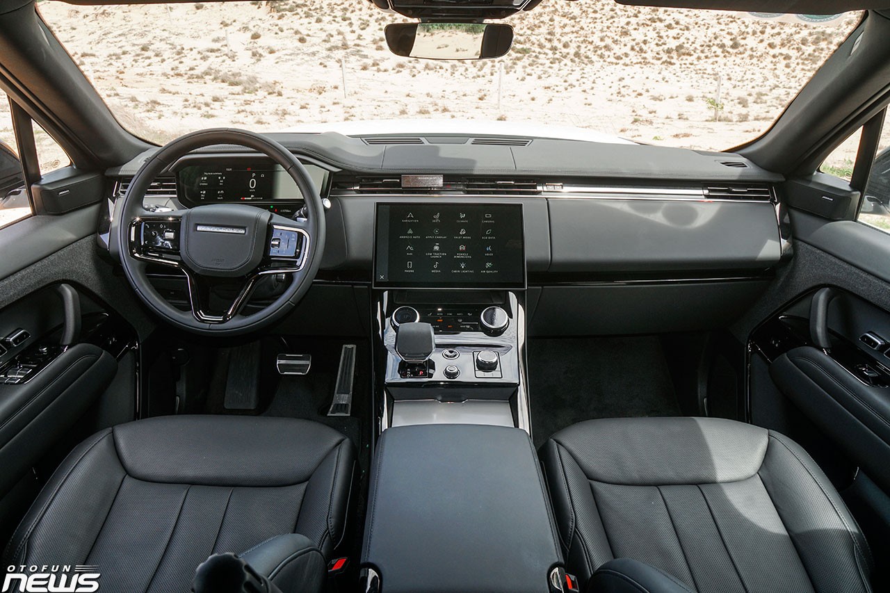 Range Rover Sport 2023: SUV hạng sang mang cảm giác lái thể thao Range Rover Sport 2023: SUV hạng sang mang cảm giác lái thể thao