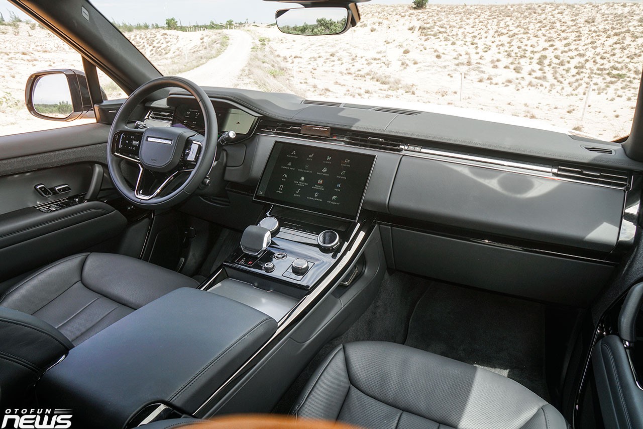Range Rover Sport 2023: SUV hạng sang mang cảm giác lái thể thao Range Rover Sport 2023: SUV hạng sang mang cảm giác lái thể thao