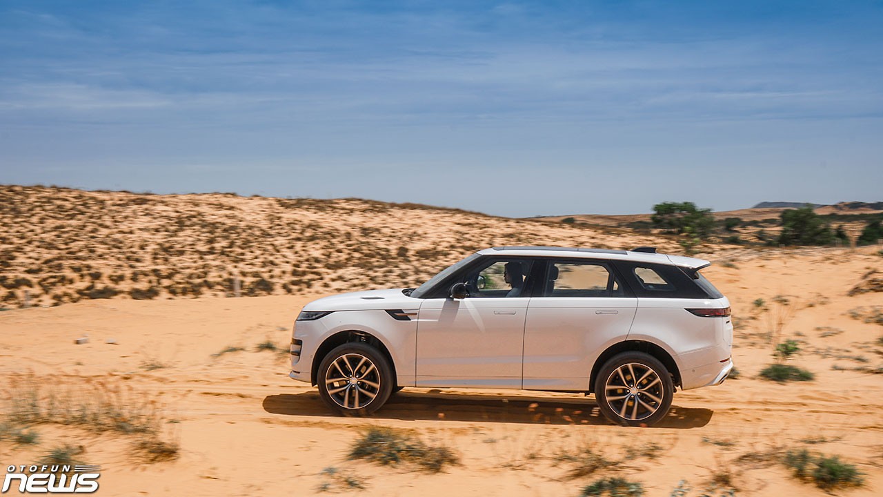Range Rover Sport 2023: SUV hạng sang cho cảm giác lái thể thao Range Rover Sport 2023: SUV hạng sang cho cảm giác lái thể thao