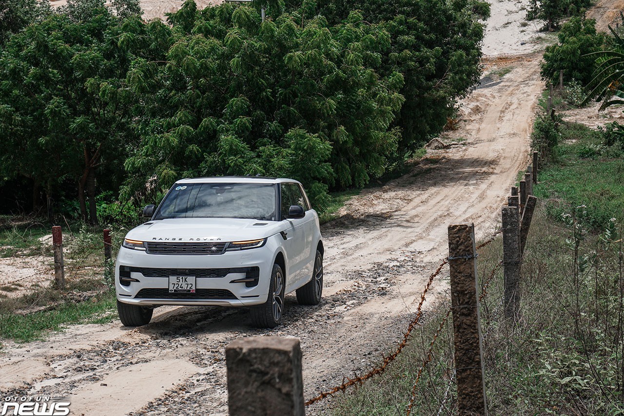 Range Rover Sport 2023: SUV thể thao dành cho người thích lái Range Rover Sport 2023: SUV thể thao dành cho người thích lái