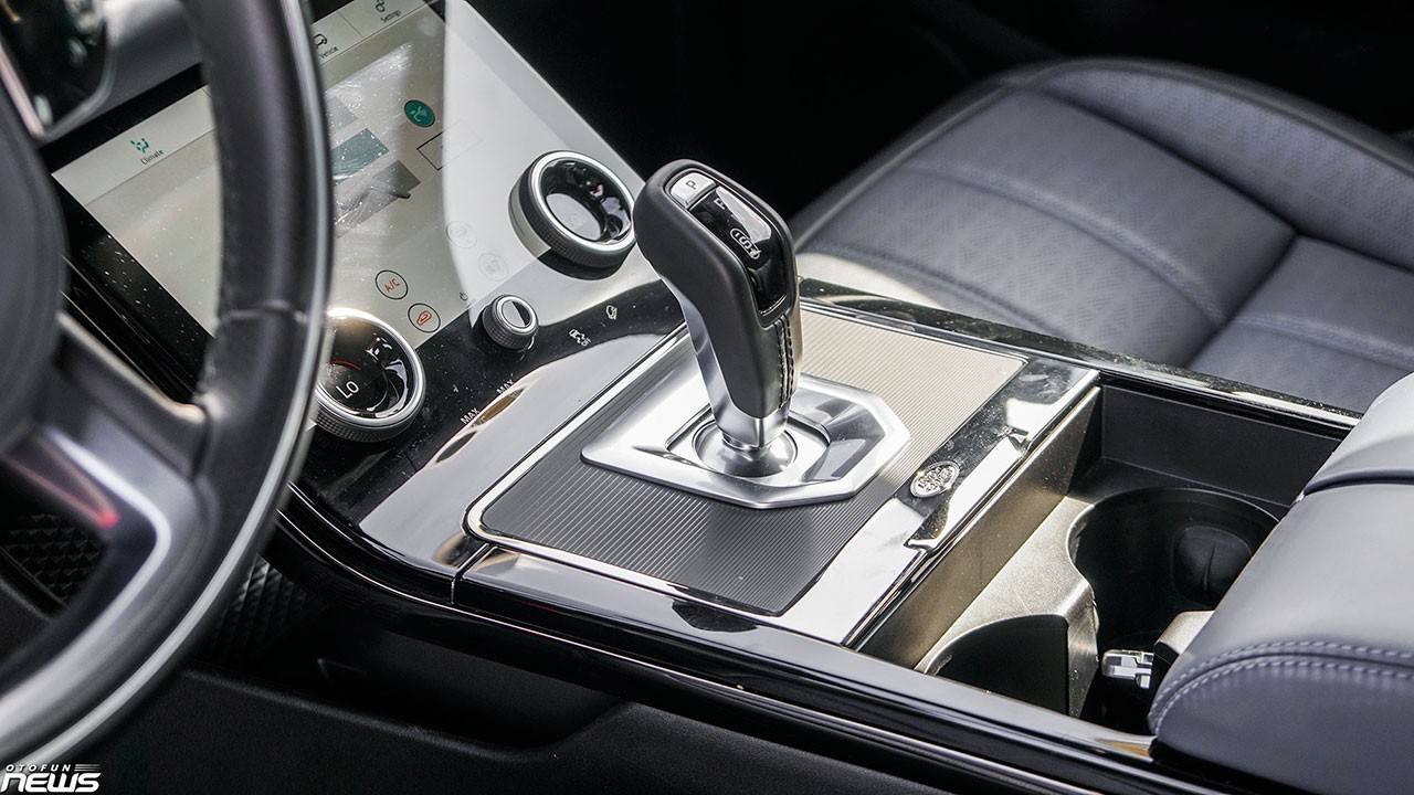 Đánh giá Range Rover Evoque 2022