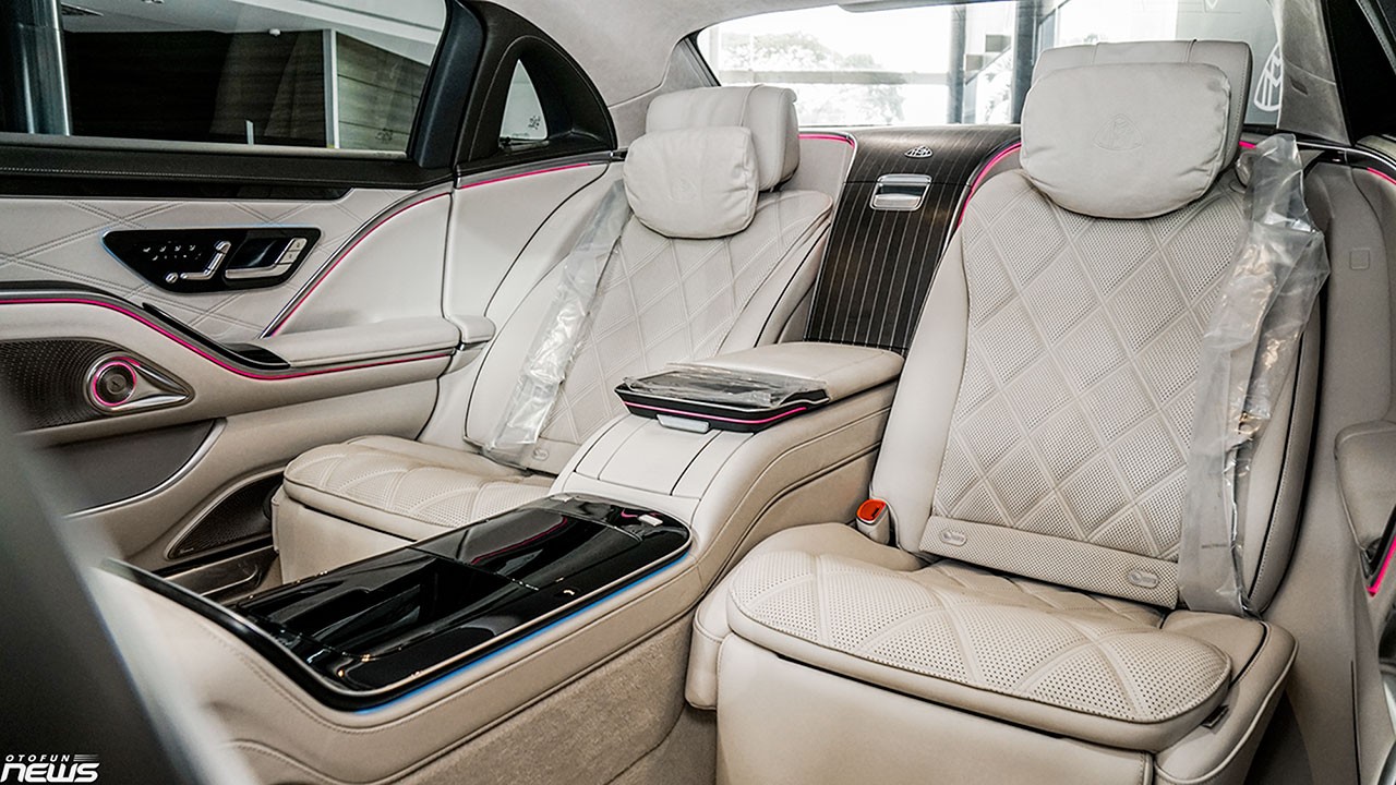 Cận cảnh Mercedes-Maybach S680 giá 16 tỷ đồng Cận cảnh Mercedes-Maybach S680 giá 16 tỷ đồng