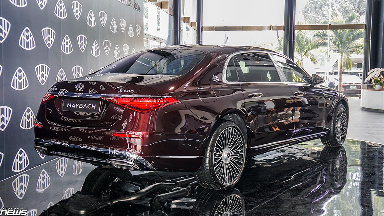 Cận cảnh Mercedes-Maybach S680 giá 16 tỷ đồng Cận cảnh Mercedes-Maybach S680 giá 16 tỷ đồng