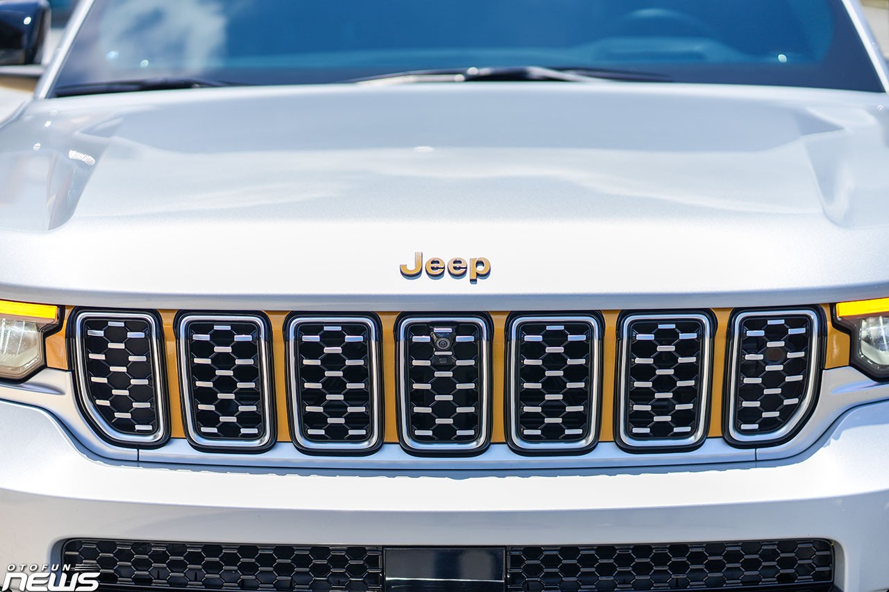 Jeep Grand Cherokee L: SUV cỡ lớn ba hàng ghế, thực dụng đúng chất Mỹ