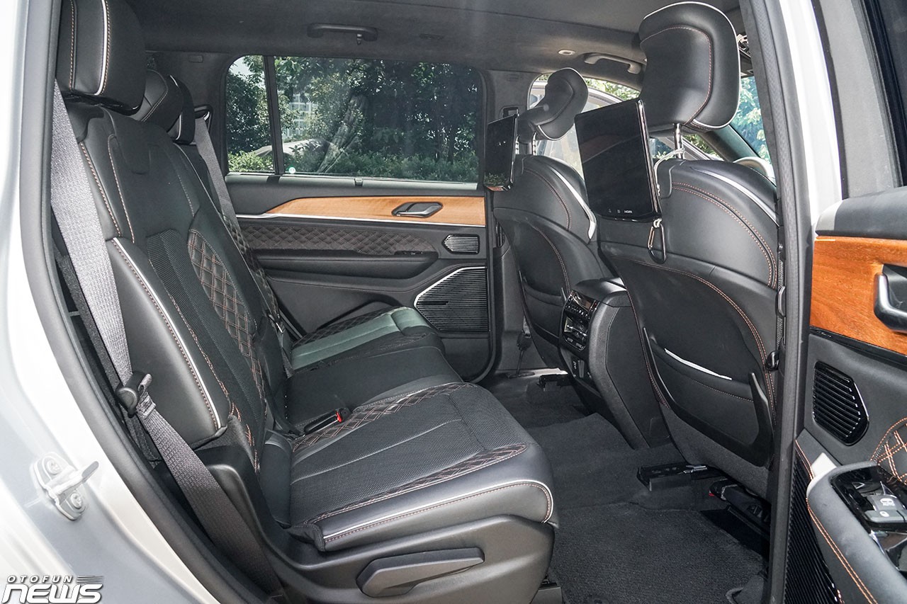 Jeep Grand Cherokee L: SUV cỡ lớn ba hàng ghế, thực dụng đúng chất Mỹ