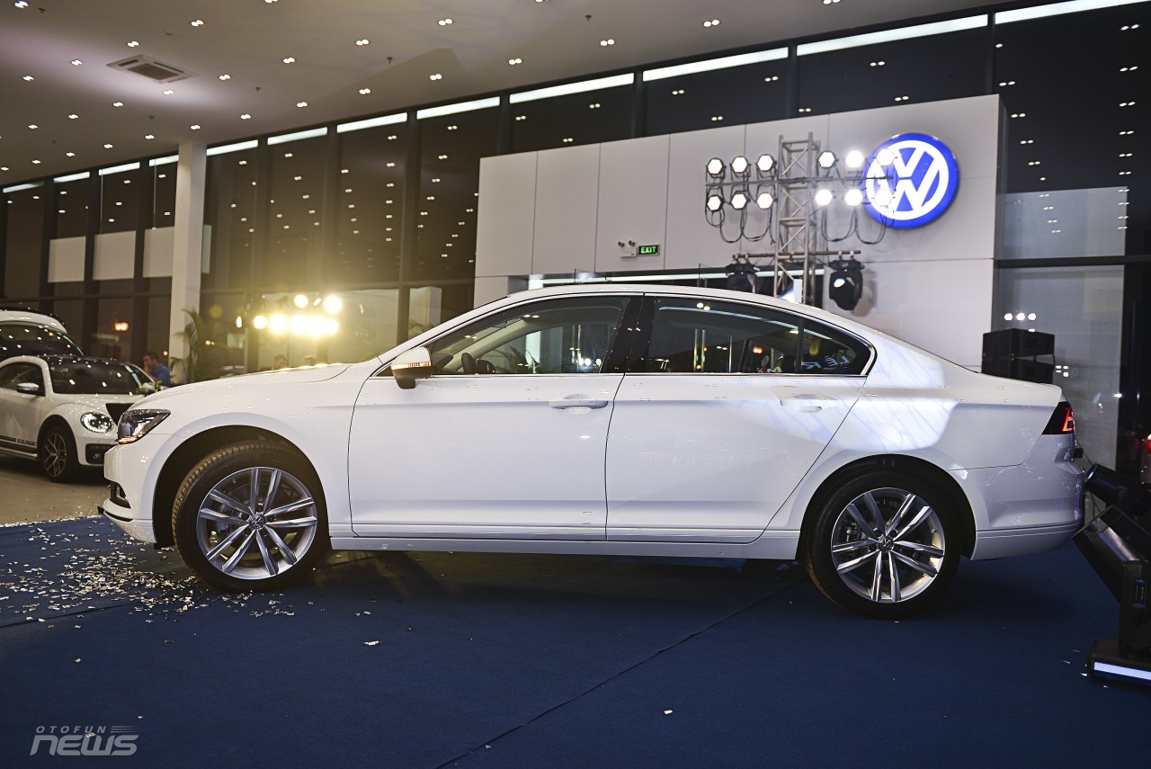 suc hut kho cuong cua bo doi volkswagen new beetle dune va new passat bluemotion