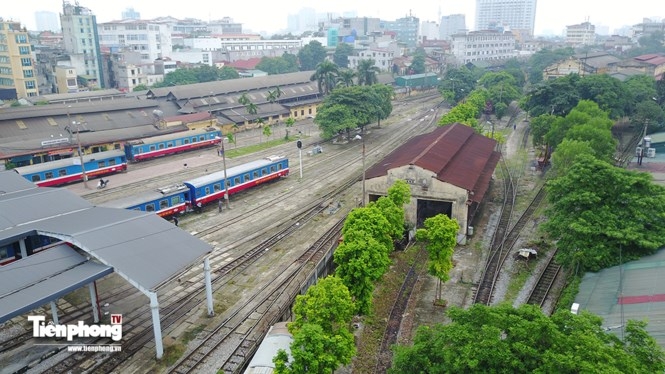 Ga Hà Nội hơn 100 tuổi - góc nhìn từ trên cao ga ha noi hon 100 tuoi goc nhin tu tren cao