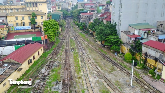 Ga Hà Nội hơn 100 tuổi - góc nhìn từ trên cao ga ha noi hon 100 tuoi goc nhin tu tren cao