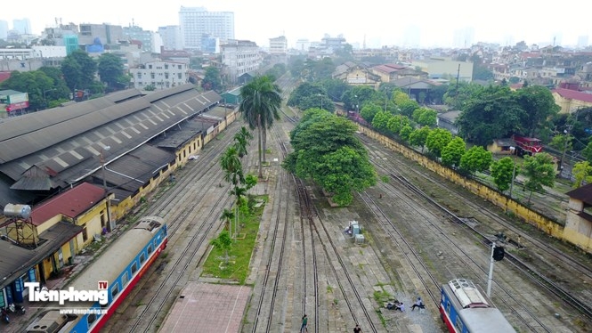 Ga Hà Nội hơn 100 tuổi - góc nhìn từ trên cao ga ha noi hon 100 tuoi goc nhin tu tren cao
