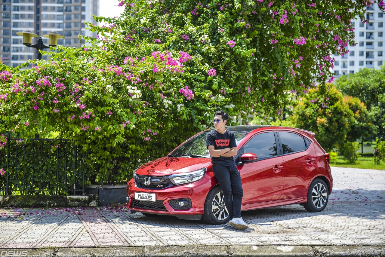 trai nghiem honda brio the thao thoi trang va thuc dung