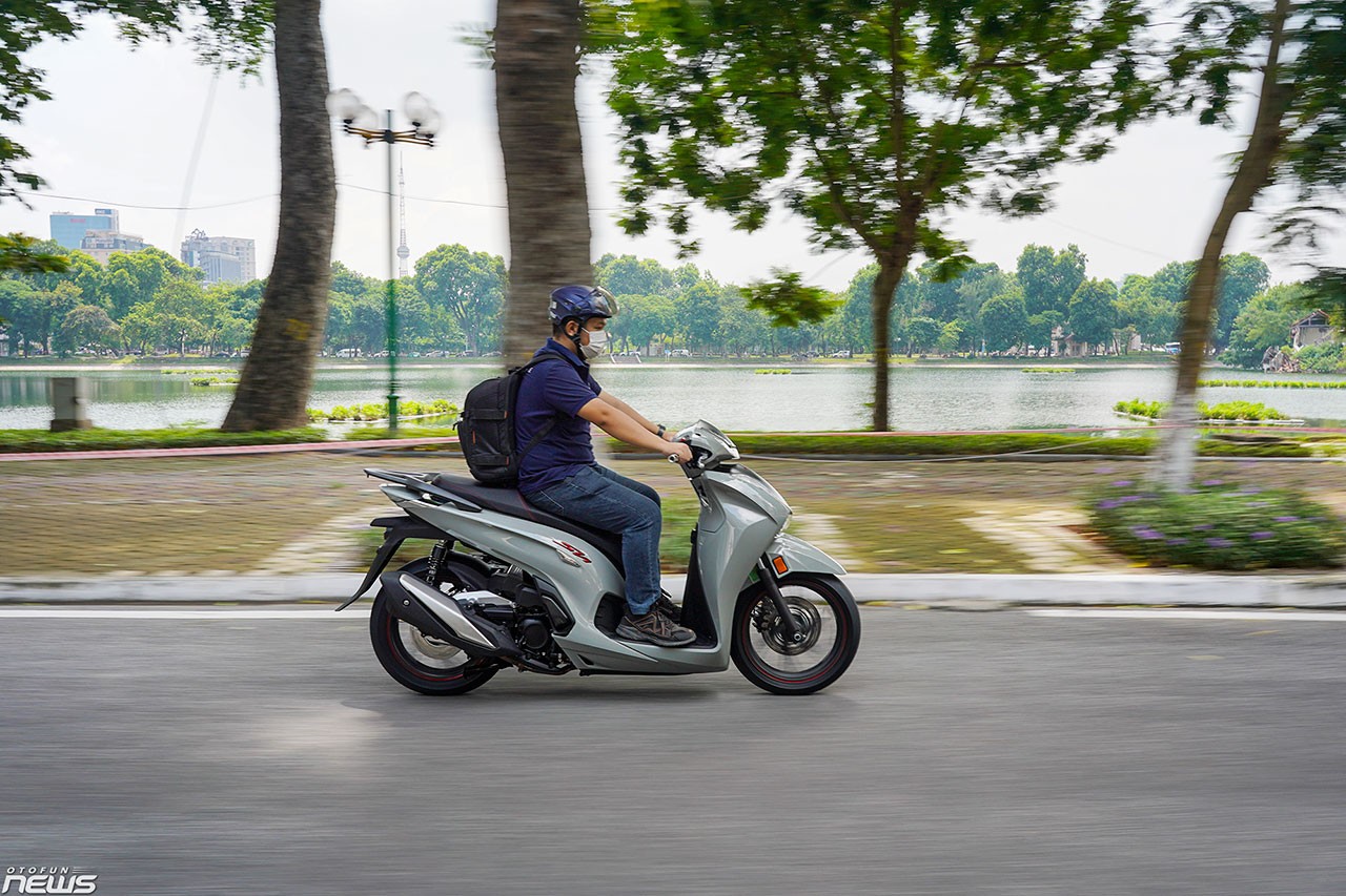 Chi tiết Honda SH350i giá gần 150 triệu tại Việt Nam