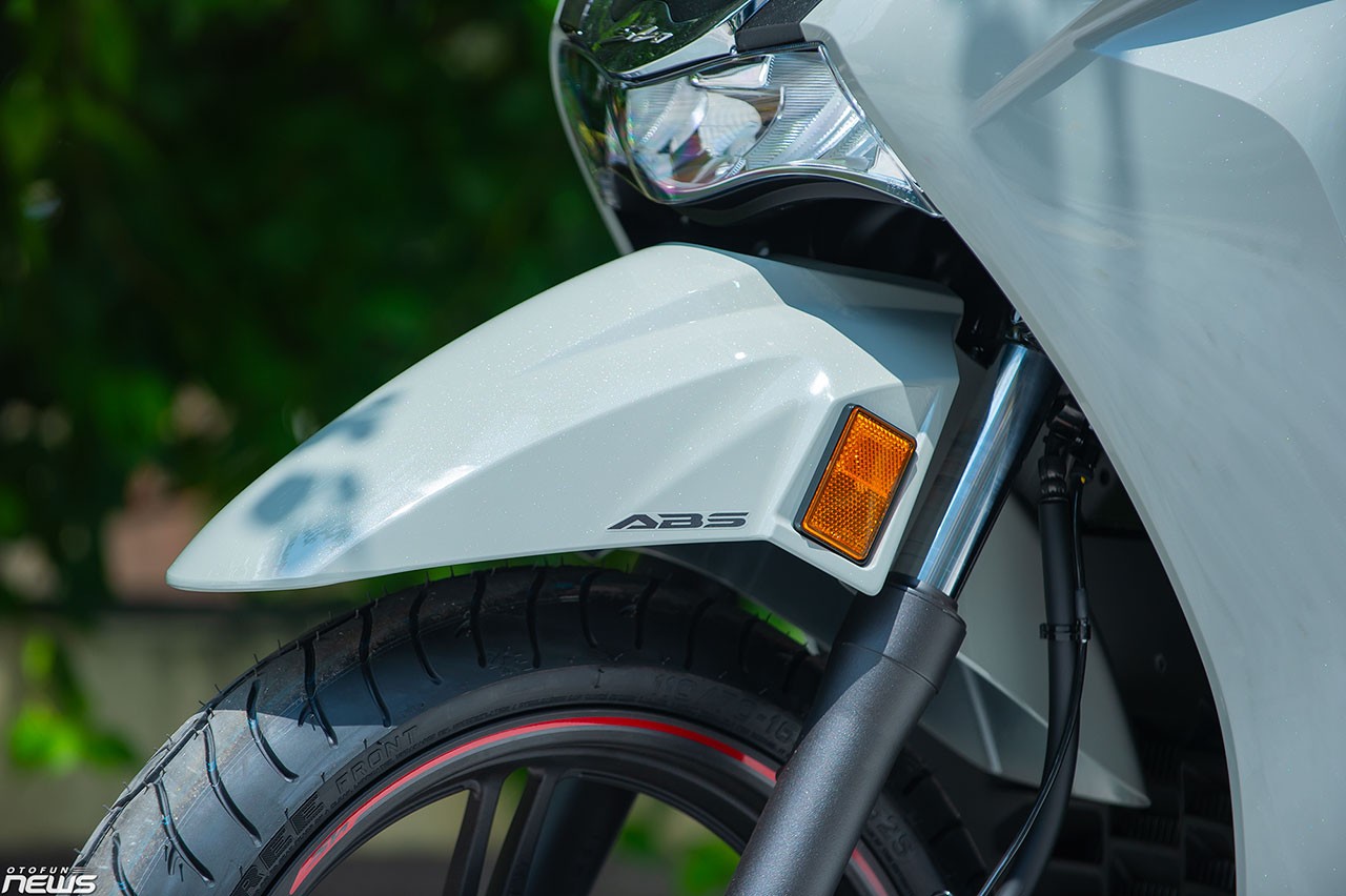 Chi tiết Honda SH350i giá gần 150 triệu tại Việt Nam