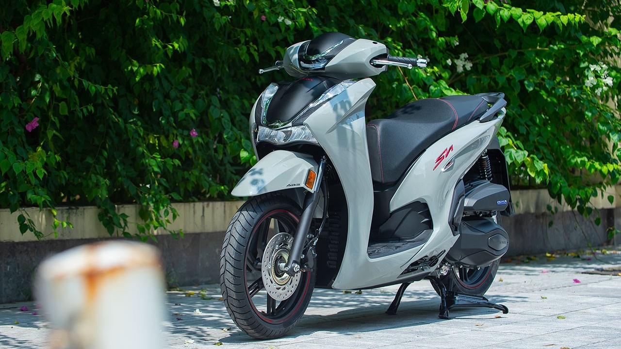 Honda Việt Nam hỗ trợ phí học bằng lái A2 cho người mua SH350i