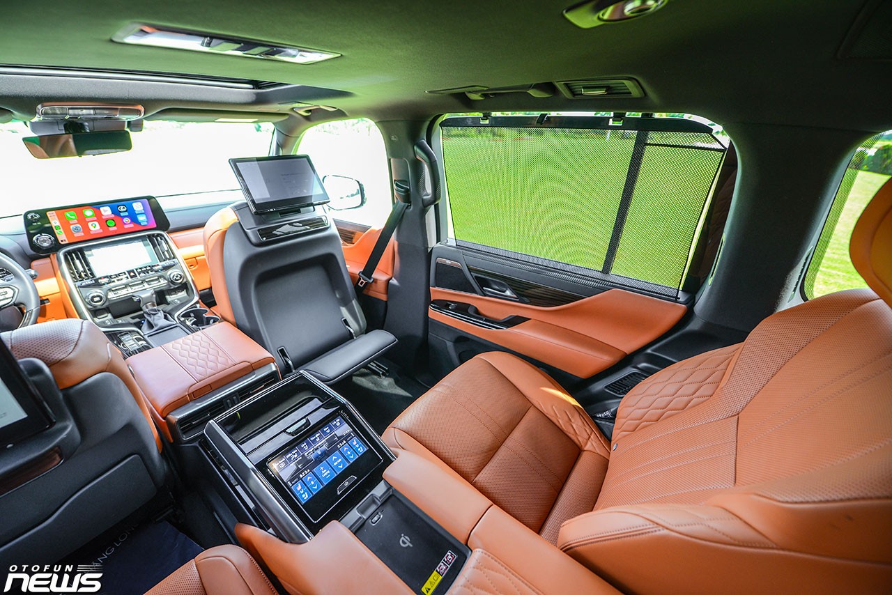Hình chi tiết Lexus LX600 VIP giá 9,2 tỷ tại Việt Nam Hình chi tiết Lexus LX600 VIP giá 9,2 tỷ tại Việt Nam